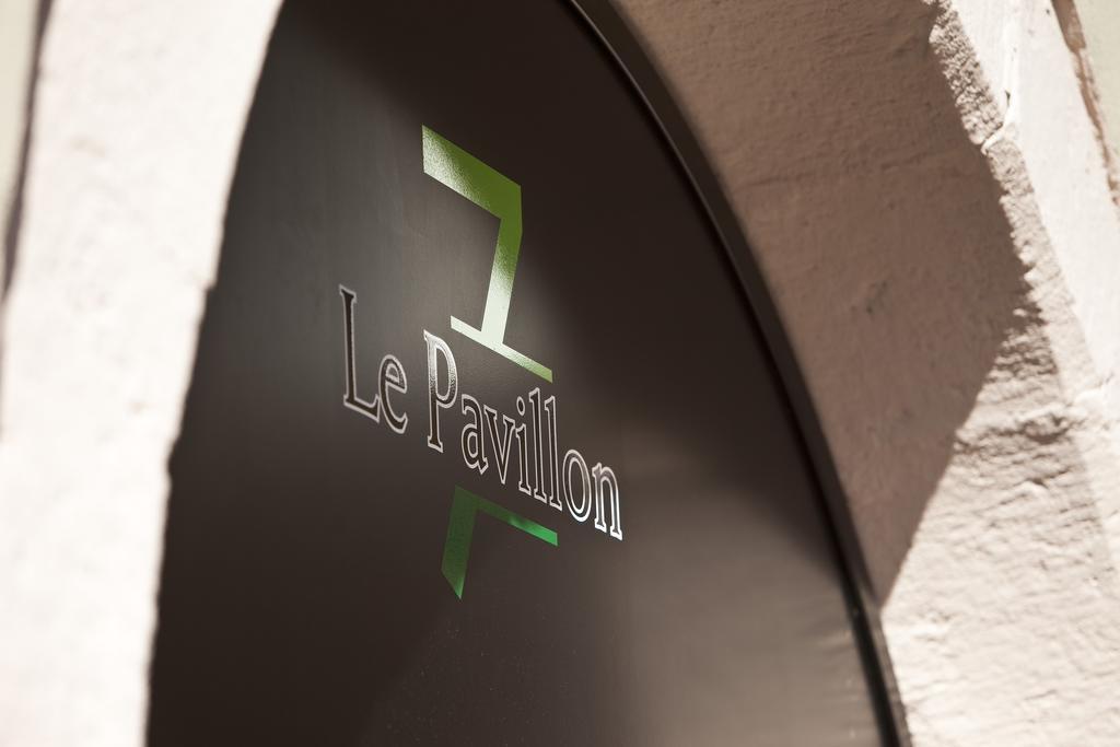 Hotel Le Pavillon 7 โอแบร์เน ภายนอก รูปภาพ