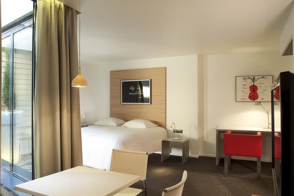 Hotel Le Pavillon 7 โอแบร์เน ห้อง รูปภาพ